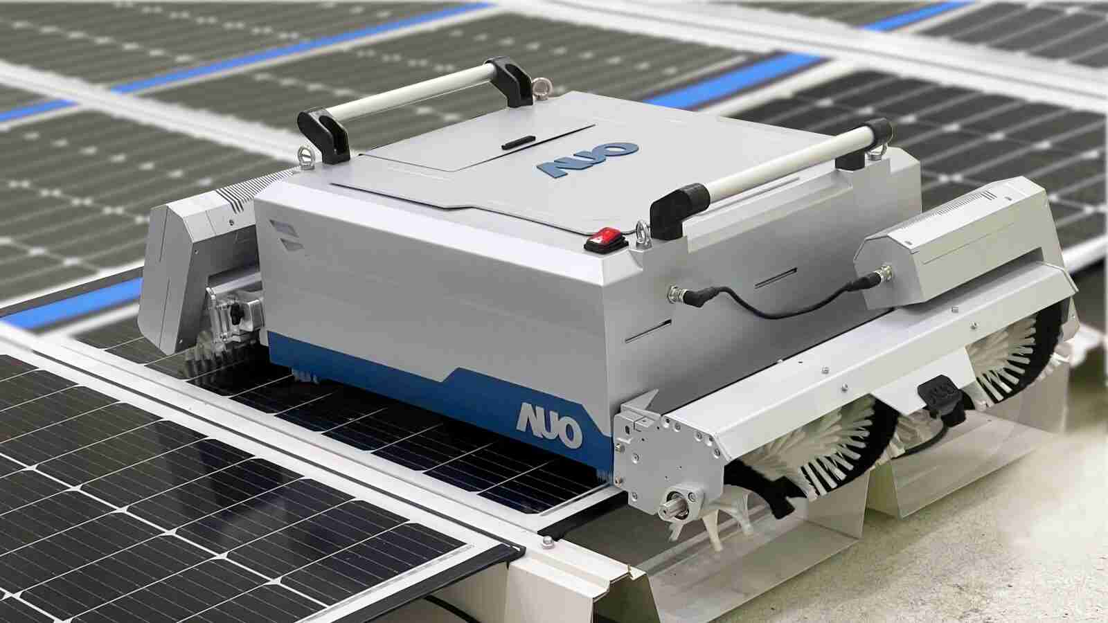 PA直营致力EPC场域技术升级，，导入清洁机器人搭配传感器与AI数据分析，，，大幅减少维运成本